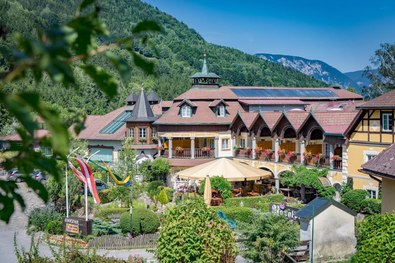 Отель Scharfegger'S Raxalpenhof - Zuhause Am Land Райхенау Экстерьер фото