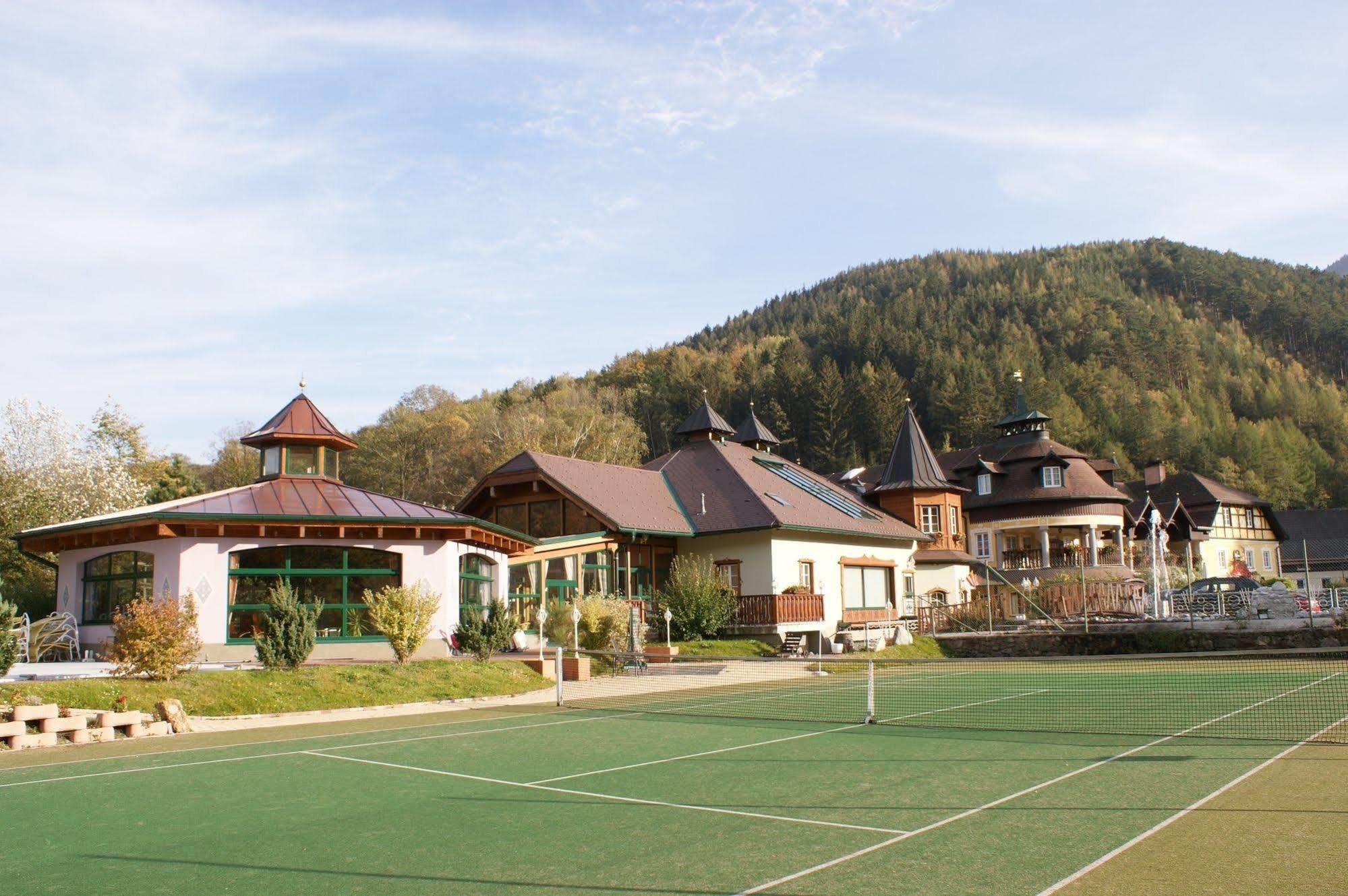 Отель Scharfegger'S Raxalpenhof - Zuhause Am Land Райхенау Экстерьер фото